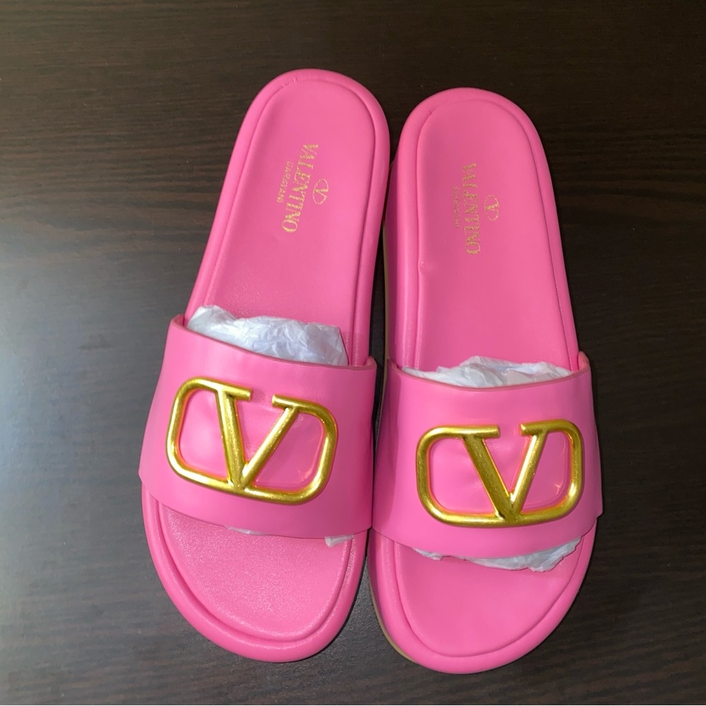 Valentino v logo chunky slides